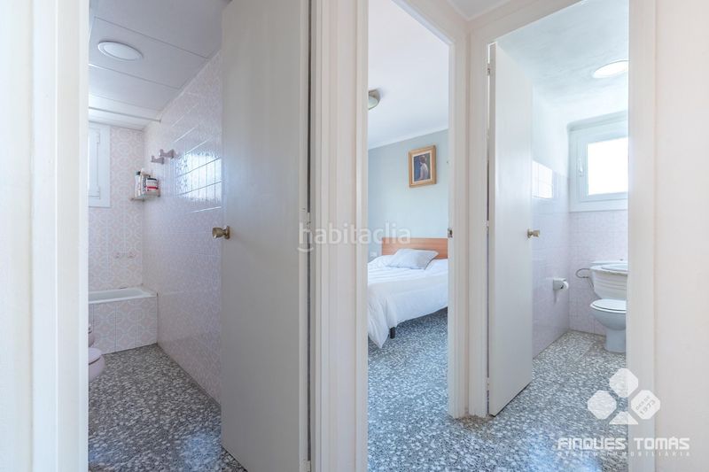 Foto aad527b6-b3d4-47e0-98b0-451d8cbfdb18. Pis a Segur Platja Segur de Calafell