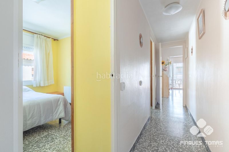 Foto f8c1f0d7-29f4-40dc-a376-746bc4b0c899. Pis a Segur Platja Segur de Calafell
