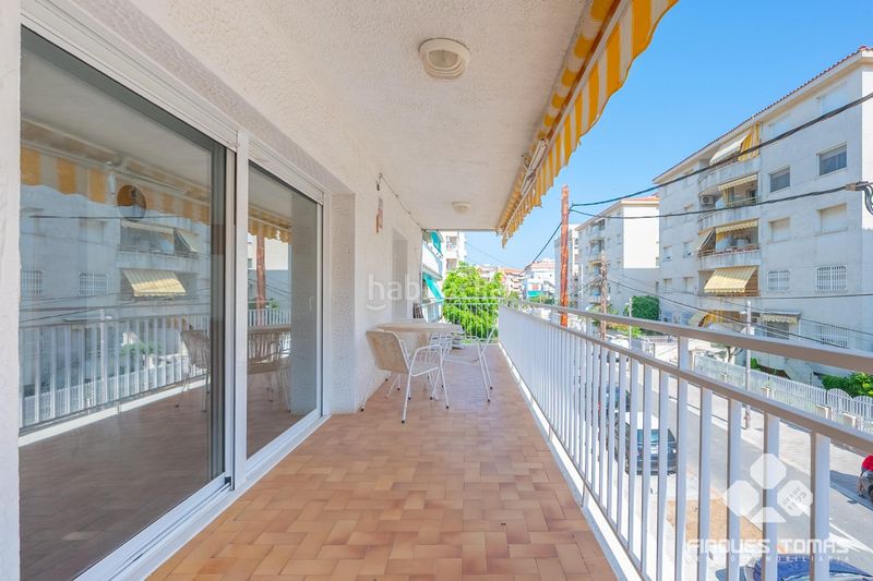 Foto f32adc01-01c0-4f76-9635-eec0fdcb0dc0. Pis a Segur Platja Segur de Calafell