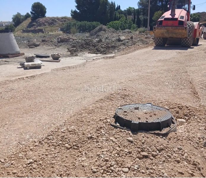 Foto a37da887-5142-41ed-bc89-7467e086a250. Terreno residenziale in carrer camí de les valletes 6 in Montroi / Montroy