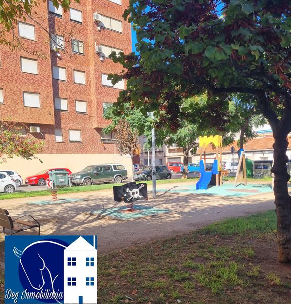 Foto 49e18305-1a3d-427f-921d-84adfba9d5ad. Pis amb aparcament a Centro Xirivella