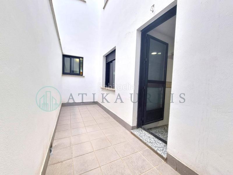 Foto cb3b2d5c-b341-44e8-94ac-46835436c8ca. Piso fernán núñez en Fernán - Núñez