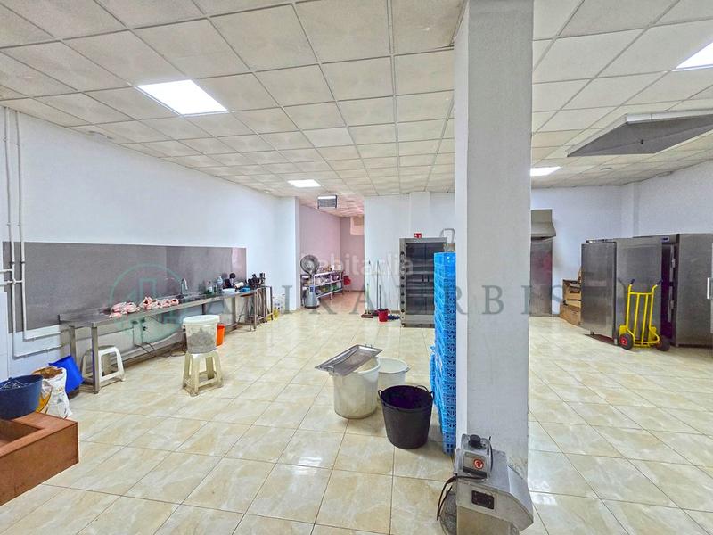 Foto 5154b65d-da35-4275-8fab-8471ffc55151. Geschäftsraum in Capuchinos - Los Olivos Vélez - Málaga