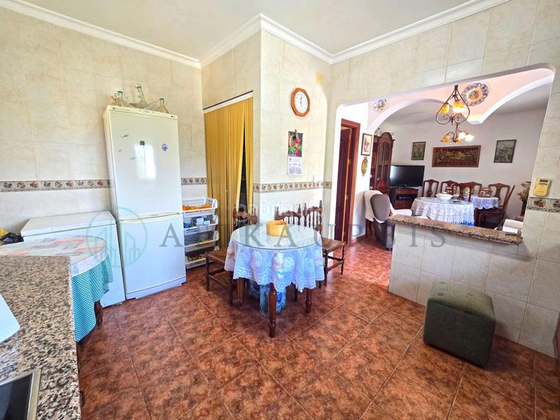 Foto 690eadf9-92ea-457e-8905-4d39f0f46647. Casa alora en Álora