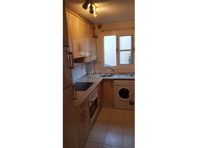 Foto ba0d24b4-448f-49ce-9632-0b8bb94ac220. Rent flat with pool in El Faro de Calaburra - Chaparral Mijas