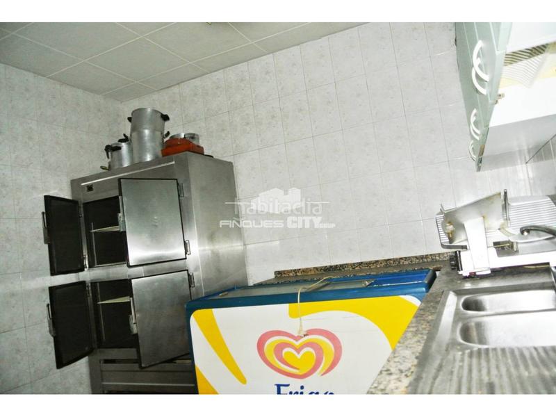 Foto dbd2705b-8e0c-4754-9309-8cdc85c4ac3a. Local comercial a La plantera Blanes
