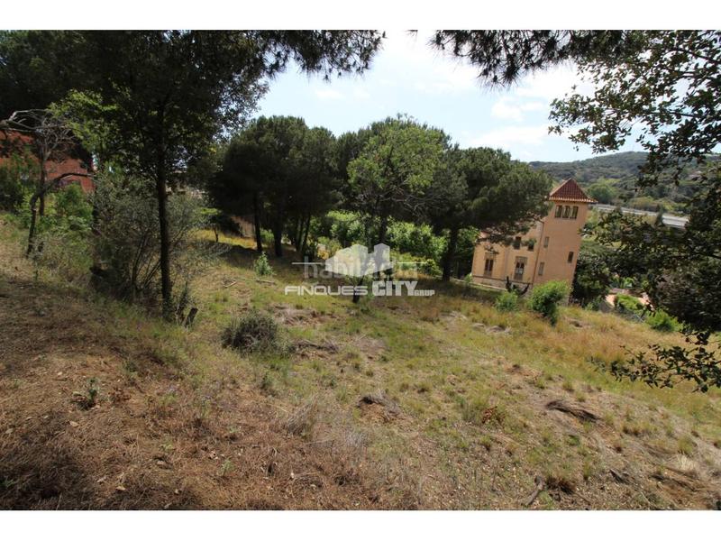 Foto 5049a859-b886-4950-9031-be40eb18cc1d. Gewerbliches grundstück in Zona alta Arenys de Mar