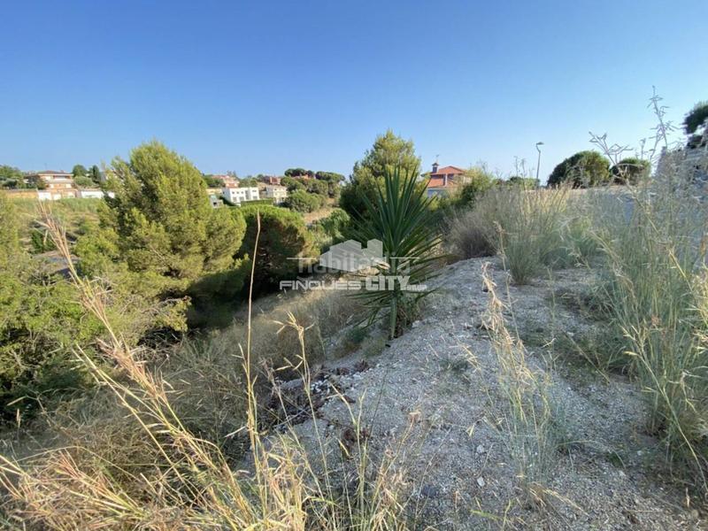 Foto f7ed6c40-0488-458a-b1c7-004d24458f11. Terreno residencial parcela en sant quirze de mar en Calella