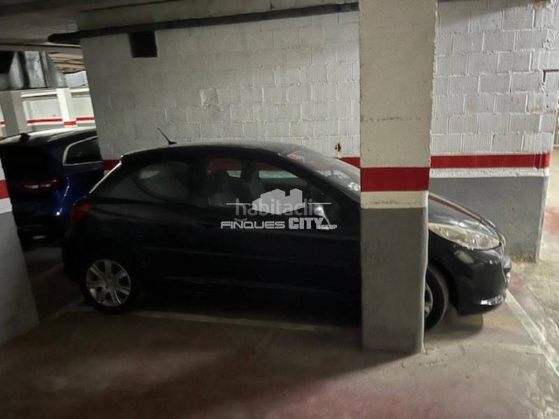 Foto dc4d30c3-7432-4a0b-89fb-4deaba688432. Location parking voiture dans andorra 5 dans Poblenou Pineda de Mar