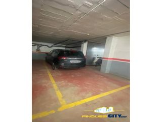 Parking coche  Republica dominicana. Se vende plaza de aparcamiento con trastero