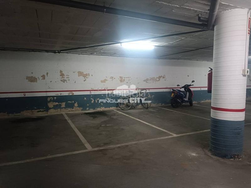 Foto 1e480f60-b397-450a-96e5-80d4a0d7442a. Autoparkplatz in Calella