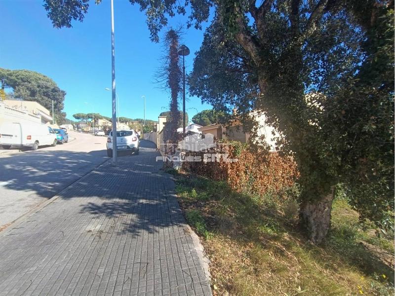 Foto 5bee83e0-1b92-432b-ae9b-45fcf2ec5aaa. Terreno residencial solar en venta en urbanitzacions el mas mórasant danielblanes mar en Tordera