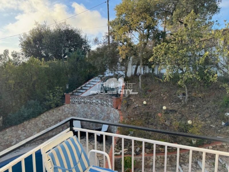 Foto 67eb7698-6dd2-418a-9506-bc9de15516f0. Xalet amb aparcament piscina a Can Carreras - Montessol Pineda de Mar