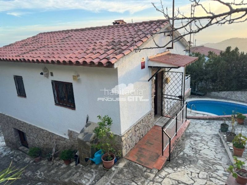 Foto 71eb7423-f78c-4158-b9ba-2235077017f5. Xalet amb aparcament piscina a Can Carreras - Montessol Pineda de Mar