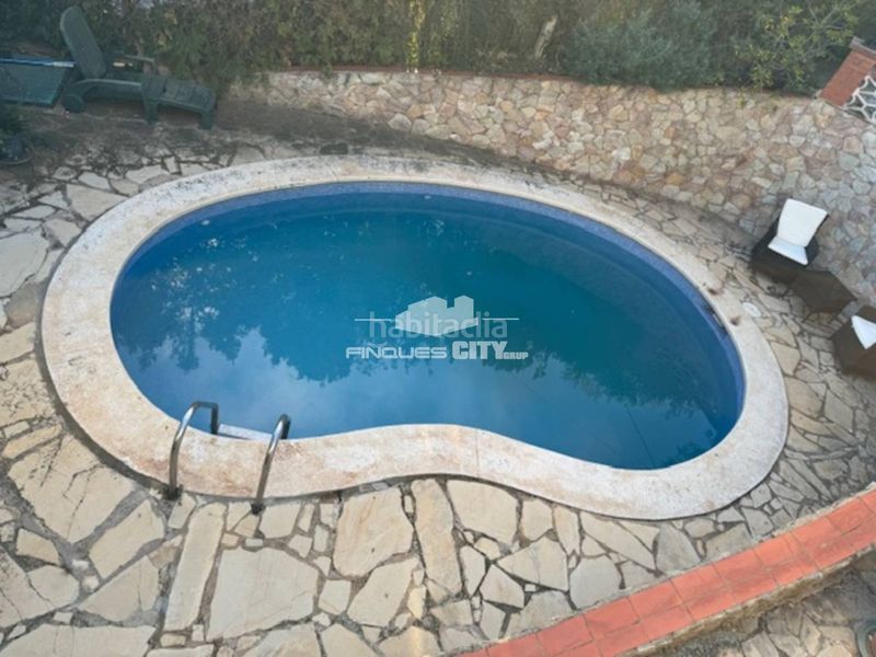 Foto 86c4e158-782c-46c9-a140-1d6e05111a70. Xalet amb aparcament piscina a Can Carreras - Montessol Pineda de Mar