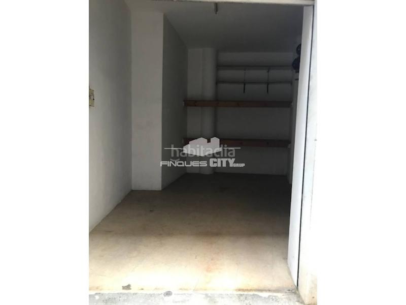 Foto 146f01ff-2ab2-4072-a247-986ec034bf98. Local comercial local 15m2 para almacén o pequeño garaje, c. amadeovaleri saleta. en Calella