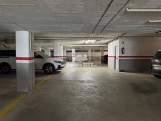 Aparcament cotxe a Canetum 10. Parkings desde 8.500