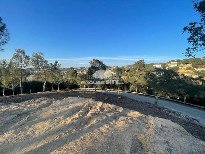 Foto 3dc9cb65-275c-42be-8d8a-a6f5b77daf67. Terreno residencial se vende lote de parcelas en Lloret Blau - La Creu de Lloret Lloret de Mar