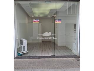Location Local commercial à Bruguera 64. Oficina en alquiler zona centro