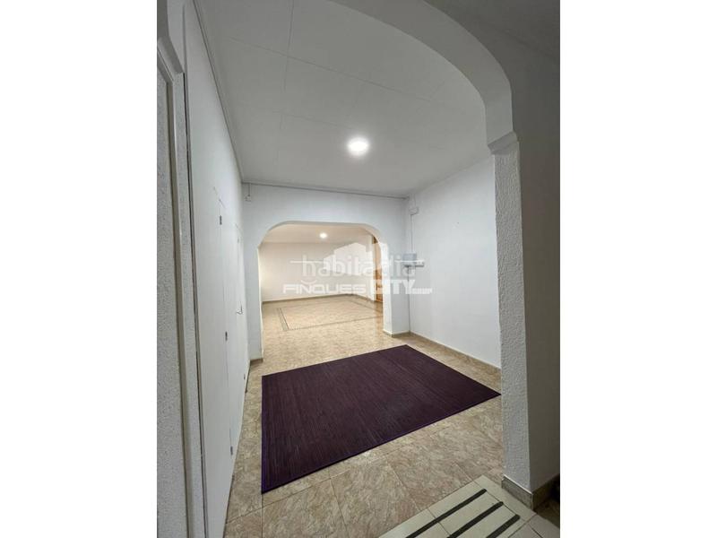 Foto 6480e635-5a6d-42d2-bcad-d93118e5218b. Rent business premise in Calella