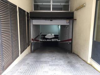 Alquiler Parking coche en Mediterrania 67. Plaza de parking para moto o coche pequeño en av. mediterrania,