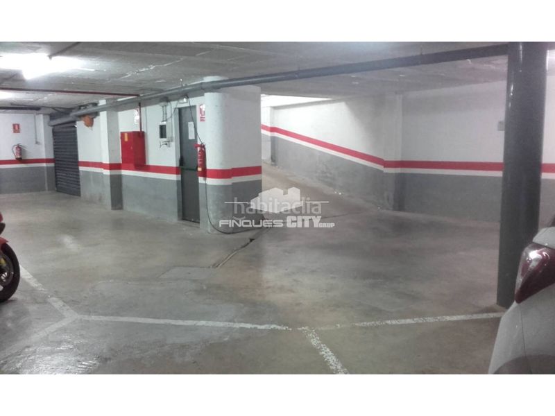 Foto f9b1da09-983d-40b8-9006-dfcf5b24ef9e. Alquiler parking coche en calle mediterrania 67 plaza de parking para moto o coche pequeño en av. mediterrania, pueblo nuevo Pineda de Mar en Pineda de Mar