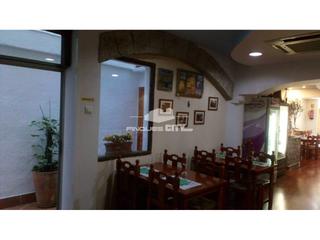 Local commercial à Calella. Restaurante en venta