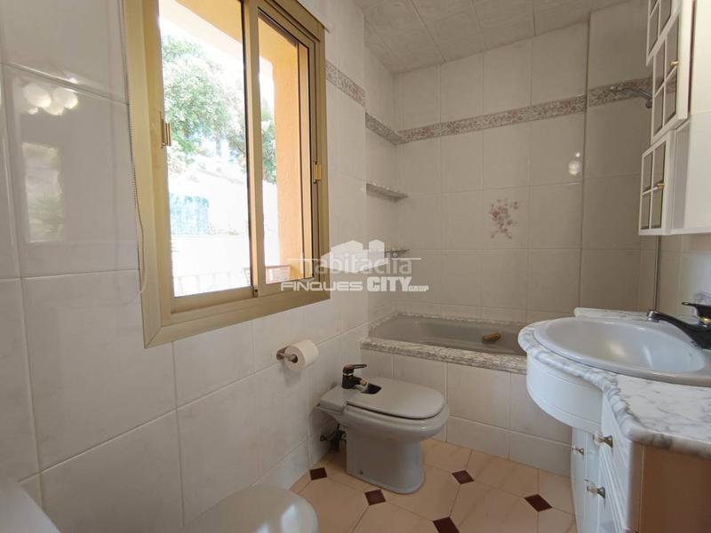 Foto 1f3d2093-48ba-4e8c-9e87-3392efcd0828. Chalet with heating parking pool in Sant Cebrià de Vallalta