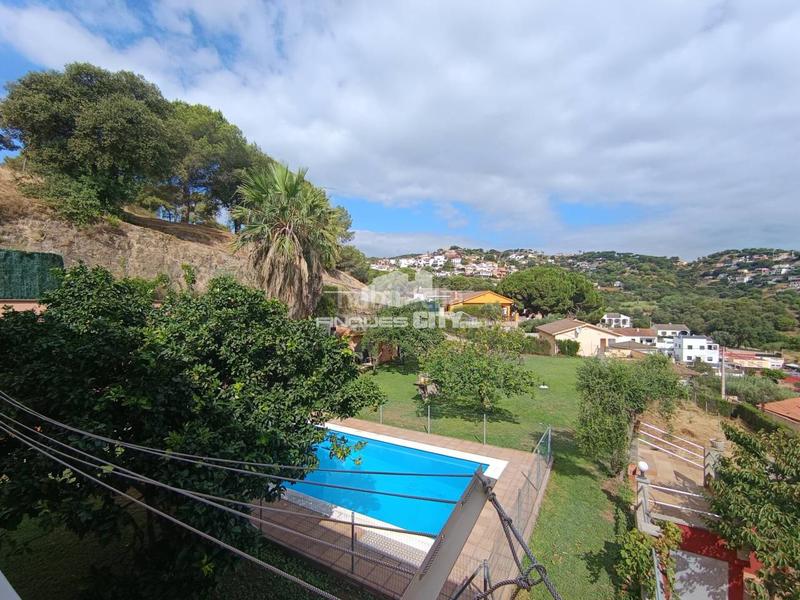 Foto 3926e07e-5c0a-434d-a481-5ab348f79e2f. Chalet with heating parking pool in Sant Cebrià de Vallalta