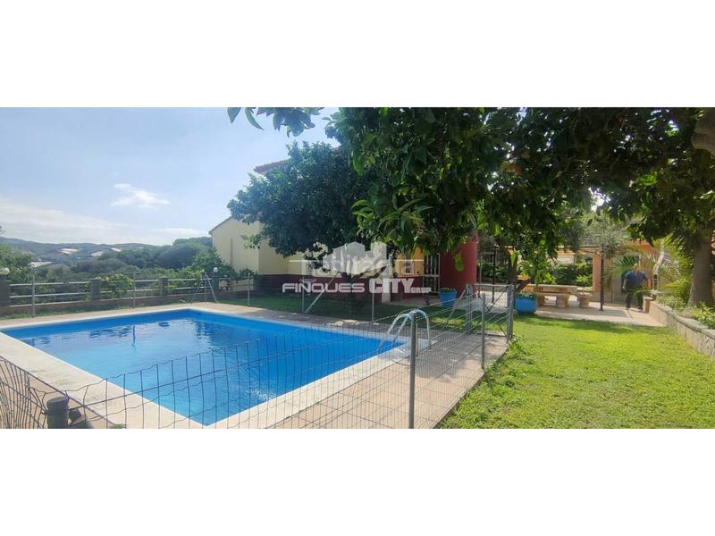 Foto 881fcaa8-c01c-4a0f-8fab-21274c940a40. Chalet with heating parking pool in Sant Cebrià de Vallalta