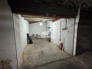 Aparcament cotxe a Ànimes 81. Venta de parking en calella!