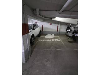 Aparcament cotxe a Sant antoni 11. Parking en venta en calella