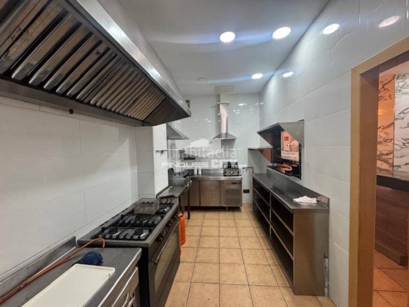 Foto 43944653-c221-4864-b66a-517371ef17d9. Geschäftsraum in Centre Pineda de Mar