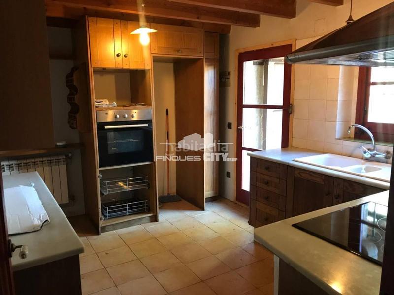 Foto 48a8e3f4-3774-4bdf-bf82-ab825cbf9030. Masia amb calefacció a Sant Aniol de Finestres