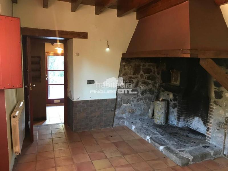 Foto 8fd37cbf-23dd-41d0-a8f4-be1a78eaae19. Masia amb calefacció a Sant Aniol de Finestres