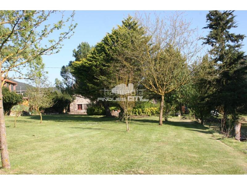 Foto d355a00b-a380-47bb-89b3-9efd95f2473f. Masia amb calefacció a Sant Aniol de Finestres