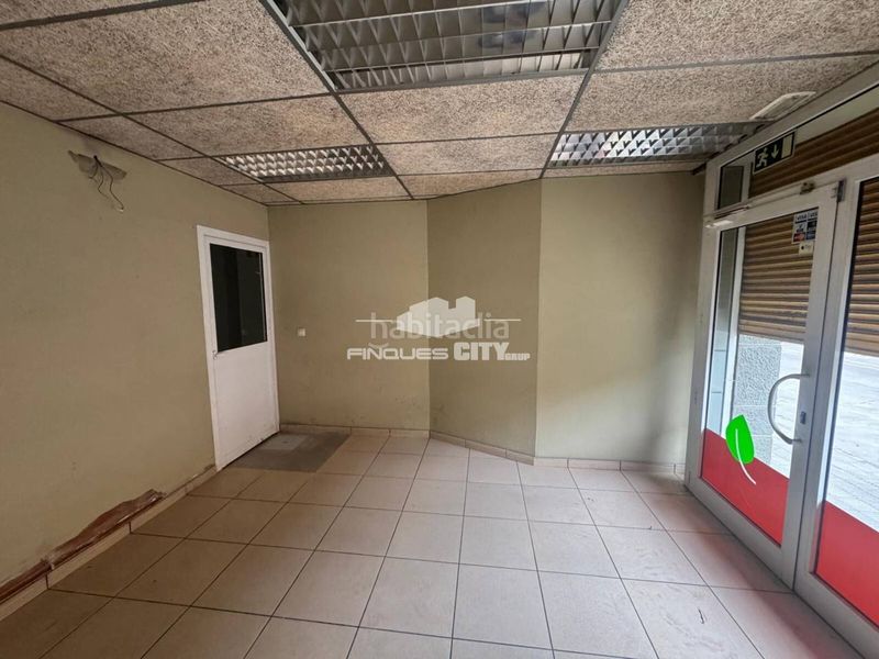 Foto 808f9a5d-9104-4a55-9151-741c49ada257. Edificio in Manlleu