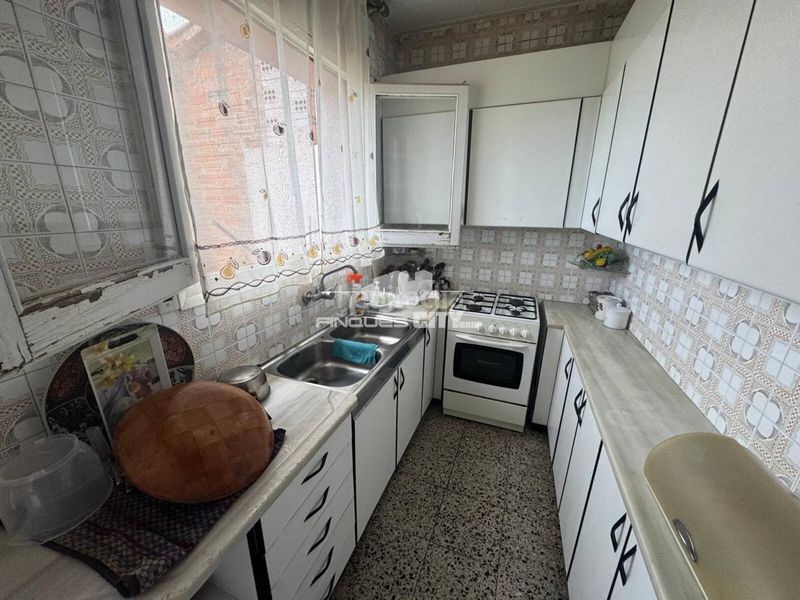 Foto b7bac735-bc41-48a0-a86a-bfd4676e9fe7. Pis a Manlleu