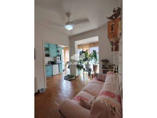 Etagenwohnung  Calle industria. Piso  estudio