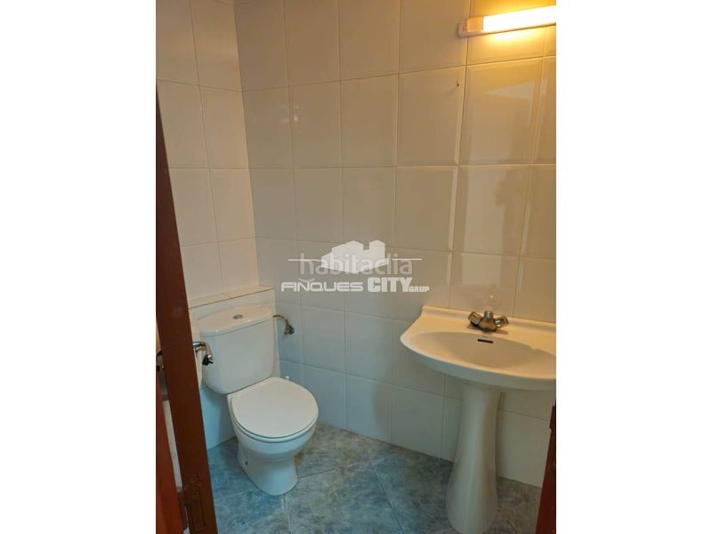 Foto 34286383-48d8-4299-be8e-6851882a7044. Local comercial a calle mar 67 a Malgrat de Mar