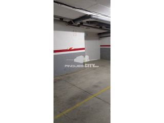 Miete Autoparkplatz  Calle josep anselm clavé. Alquiler de plaza de parking y trastero
