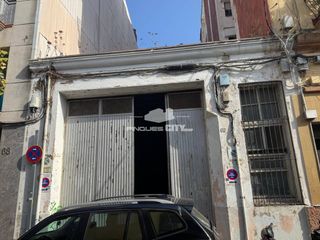 Local Comercial en Calle Sant Antoni