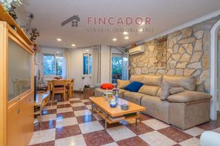 Flat  Carrer del comer