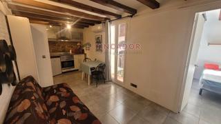 Piso  Carrer de la lluna