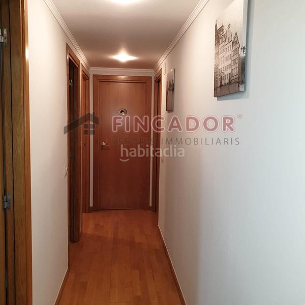 Foto f3dc6fa6-0cc6-4c41-96ac-e44e6eb83dd5. Piso en Raval Barcelona