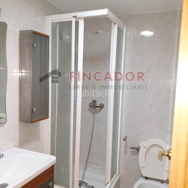 Foto f49ccd78-8bcf-4691-9930-2edf1437060b. Piso en Raval Barcelona