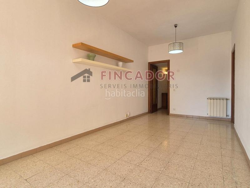 Foto f7da8b24-68ea-4f7b-990e-e76e237c678e. Pis amb calefacció a La Nova Esquerra de l´Eixample Barcelona