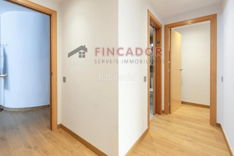 Foto ec37c129-ca1f-4bfd-aeca-6e24ff774891. Appartamento con riscaldamento parcheggio piscina in Barcelona