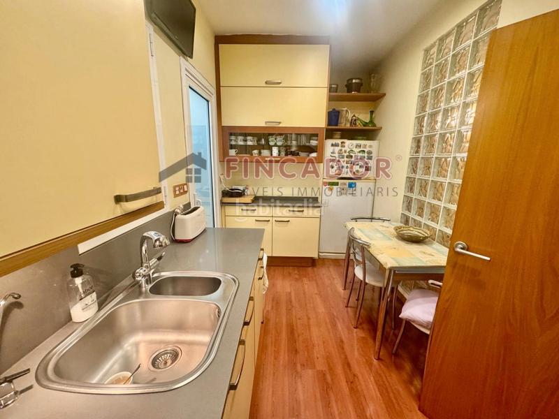 Foto 8d7e89cd-77aa-433f-8c14-46a57964ec57. Appartement avec chauffage parking dans Guinardó Barcelona