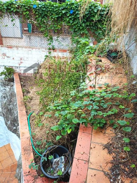 Foto 232406c7-ec7a-4c0d-bc2e-72341c286c47. Flat with heating in La Teixonera Barcelona